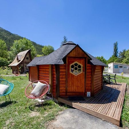 Camping La Ferme De Castellane Exterior foto